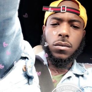 Meet your Posher, Aj